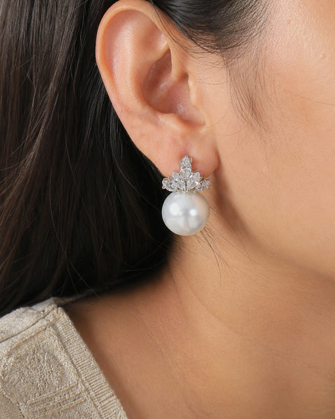 Elegant Pearl Drop Earrings