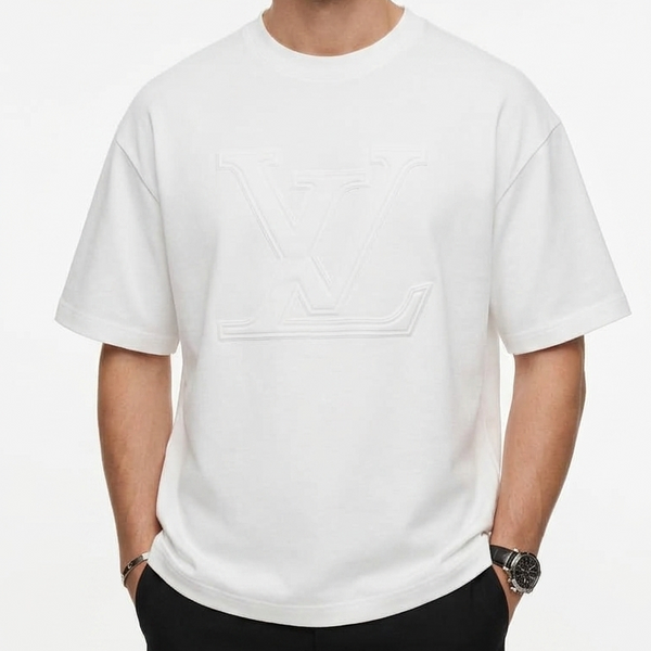 Premium Men's White Embossed Logo Crew Neck  T-Shirt – Luxury Casual Regular Fit