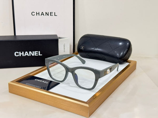 Exclusive and Fashionable  Women  Frame