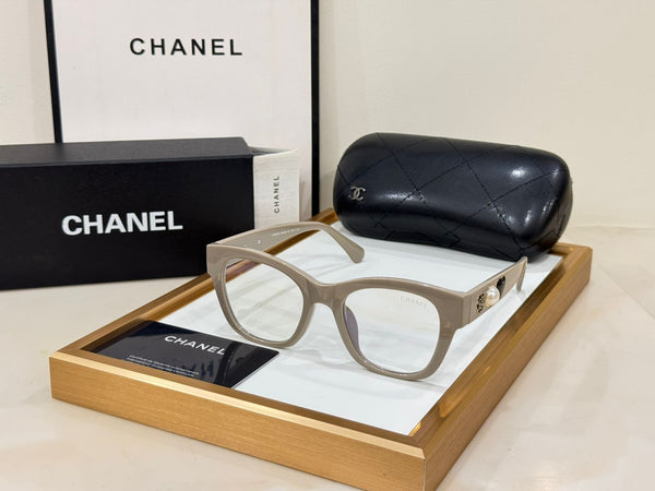 Exclusive and Fashionable  Women  Frame