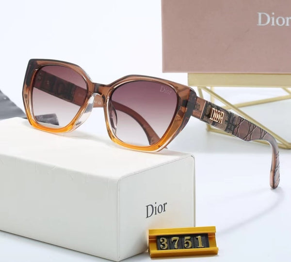 Imported  & Luxury  Initial Logo Sunglass For Women