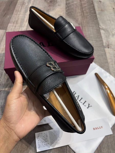 Luxury Black Loafer for Men – Premium Finish