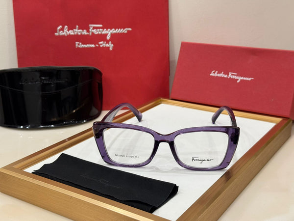 Women’s Signature Cat Eye  Shape Eyeglasses Luxury Optical Frame