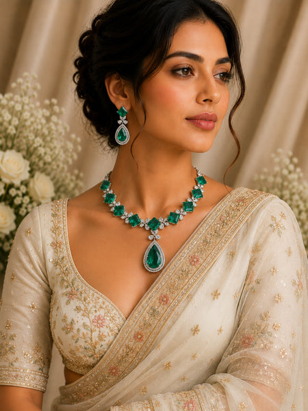 Silver-Plated Emerald Green Doublet Stone Necklace Set with AAA Quality AD & Polki Moissanite