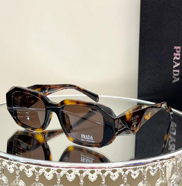 Latest Luxurious Sunglasses For Women