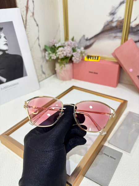 Elegant and Luxury Designer Sunglass For Women