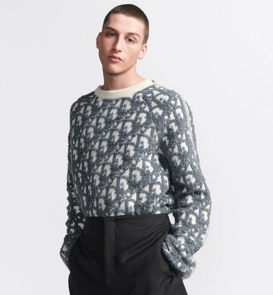 Exclusive Premium Brand Logo Oblique Sweater