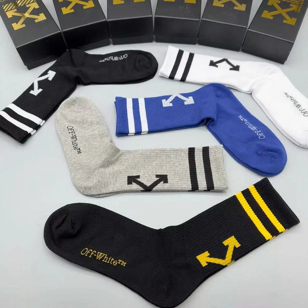 Trendy Arrow Design Crew Socks – Premium Street Style (Pack of 5)