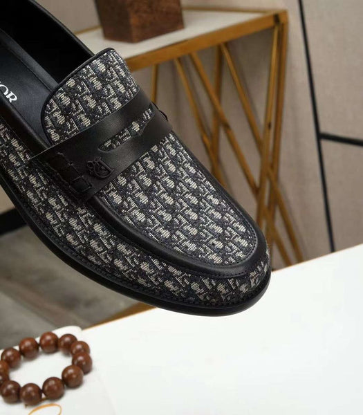 Men’s Luxury Black Textured Shoes with Elegant Strap Design