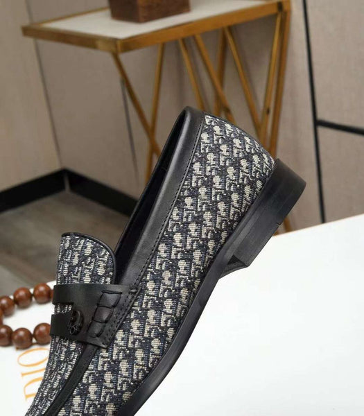 Men’s Luxury Black Textured Shoes with Elegant Strap Design
