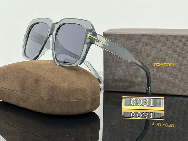 Women’s Luxury Square Sunglasses with Tortoiseshell Frame