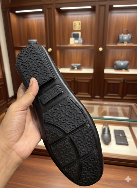 Luxury Black Leather Loafers with Classic Metal Initial Detail
