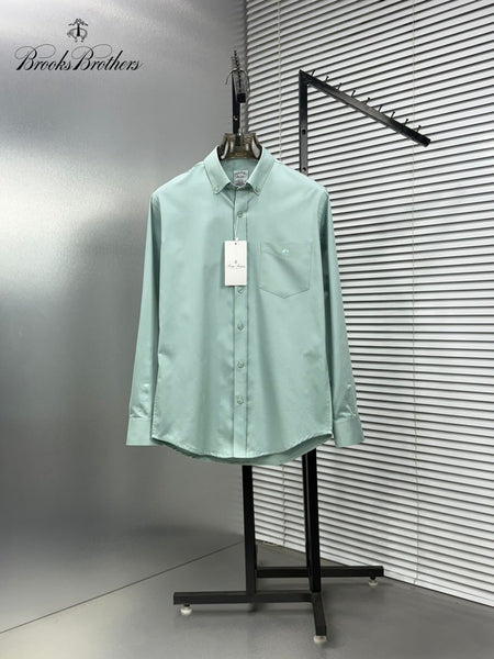 Luxury Classic Solid Button-Down Shirt Timeless Everyday Elegance