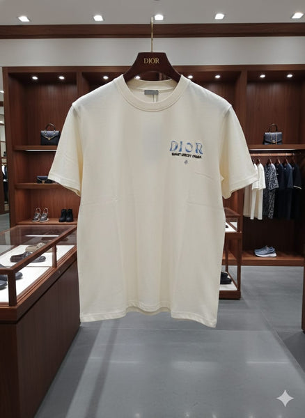 Luxury Crew Neck T-Shirt with Minimal Chest Logo