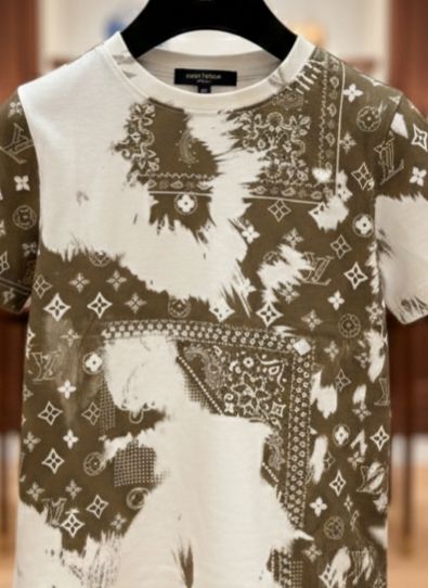 Designer Printed T-Shirt  Artistic Pattern & Premium Street Style
