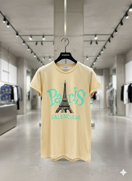 Premium  Women’s Graphic Print White T-Shirt