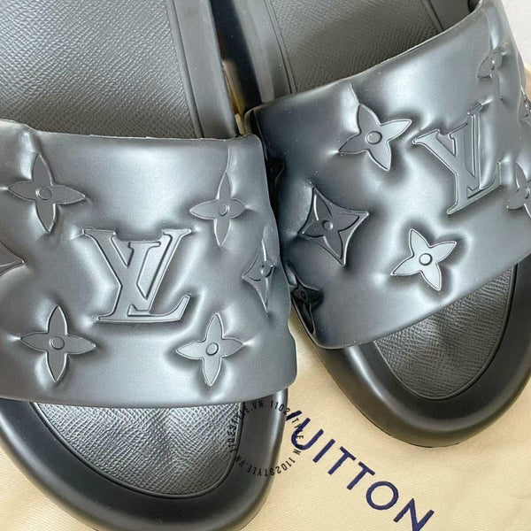 Elegant Premium Braand  Black Monogram Comfort Slide Slippers