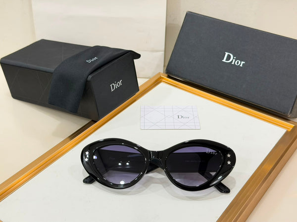 Women’s Oversized Oval Sunglasses  Designer Eyewear