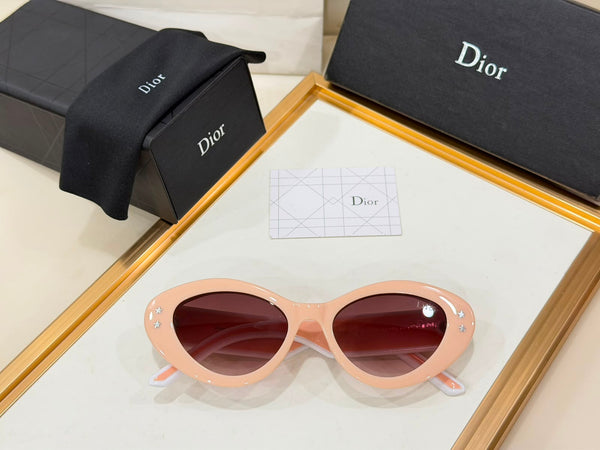Women’s Oversized Oval Sunglasses  Designer Eyewear