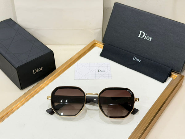 Elegant Men’s Oversized Gradient Square Sunglasses