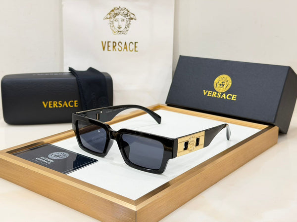 Luxury Square  Sunglasses with Gold Medusa-Inspired Temple Accent