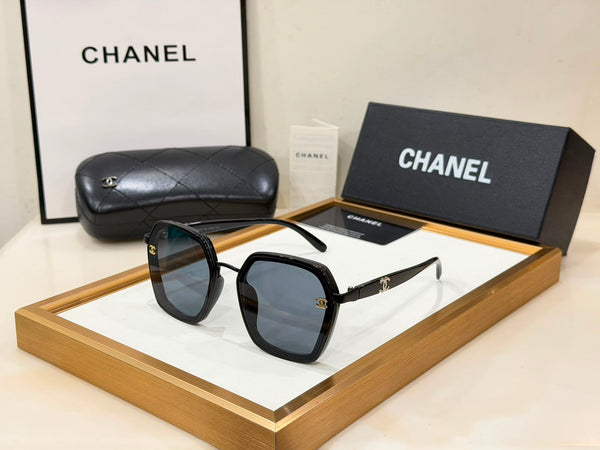 Premium Square Gradient Sunglasses Luxury UV-Protected Eyewear for Women