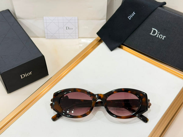 Premium Oval Sunglasses for Women | Luxury UV Protection