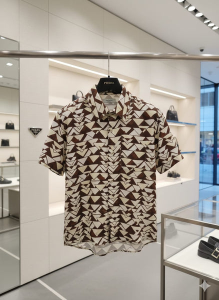 Premium Brown Geometric Print Shirt for Men – Short Sleeve Casual Button-Up Shirt