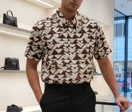 Premium Brown Geometric Print Shirt for Men – Short Sleeve Casual Button-Up Shirt