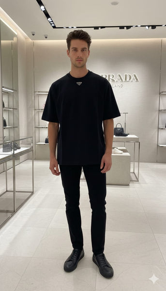 Men Black Oversized T-Shirt – Minimal Logo Short Sleeve Crew Neck Casual Tee