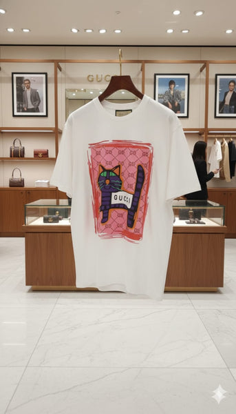 Graphic Cat Print T-Shirt – Stylish Casual Wear