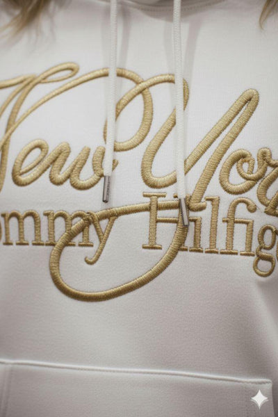Women White Graphic Pullover Hoodie