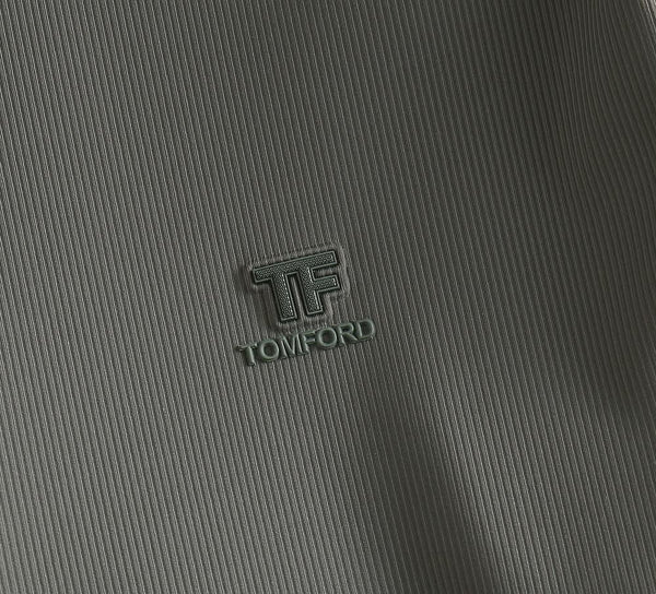 Men Premium Full-Sleeve Formal Shirt – Classic Collar, Button-Down Design