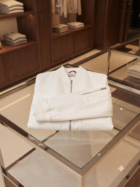 Premium White Full-Zip  Jacket – Stylish Casual Jacket
