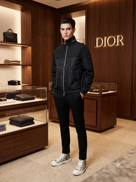Premium Men’s Black Hooded Zip-Up Jacket – Stylish & Lightweight Outerwear