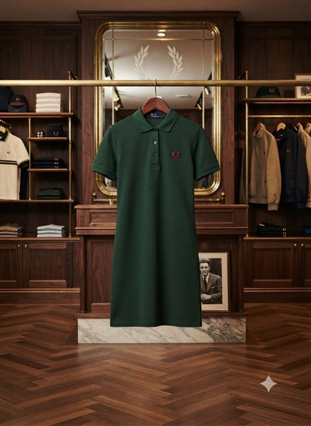 Premium Polo T-Shirt for Men – Classic Collar, Short Sleeves & Embroidered Detail