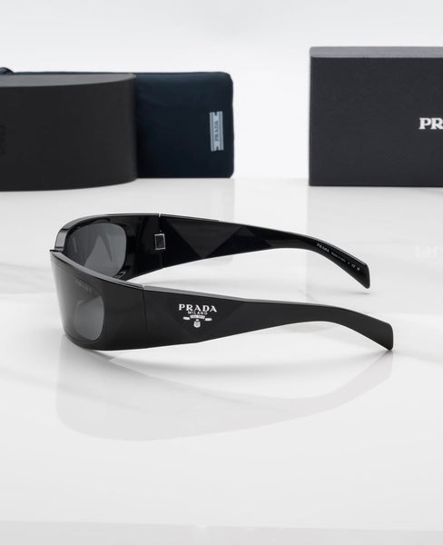 Premium Black Wraparound Sunglasses Stylish UV Protection Eyewear