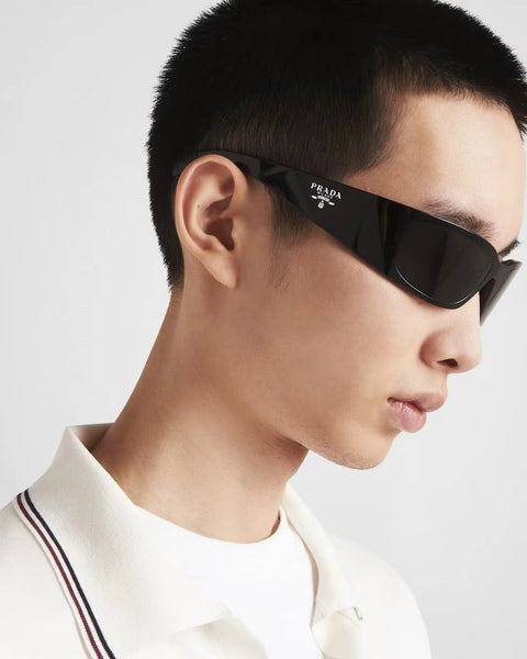 Premium Black Wraparound Sunglasses Stylish UV Protection Eyewear