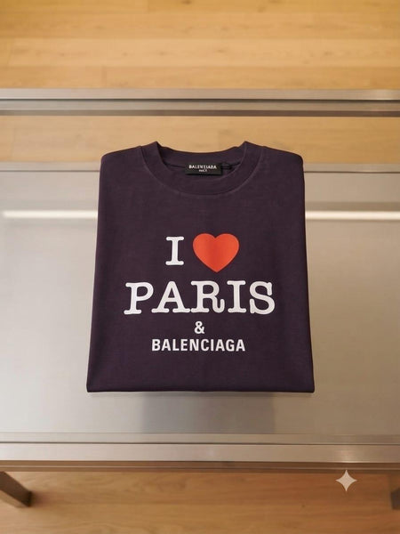 Premium Long-Sleeve Graphic Sweatshirt with Heart Motif