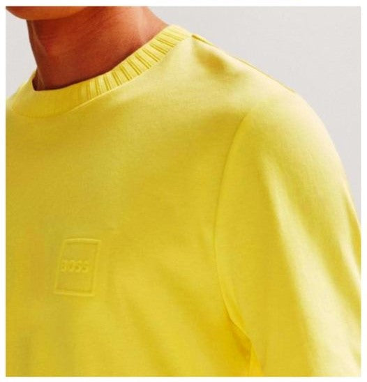 Premium Quality Crew Neck T-Shirts with Embossed Logo Detail – Luxury Solid Colour Collection in High-End Soft Finish