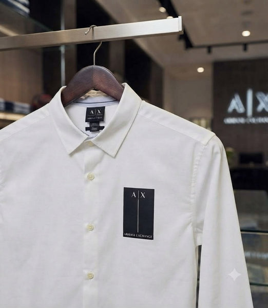 Premium Quality Regular Fit Shirts Available Now – Luxury White Collection with Front Logo Detail in High-End Finish