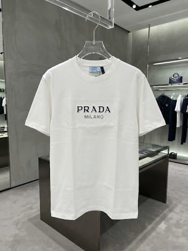 Premium Exclusive High-End Authentic Crew-Neck T-Shirt with Classic Print