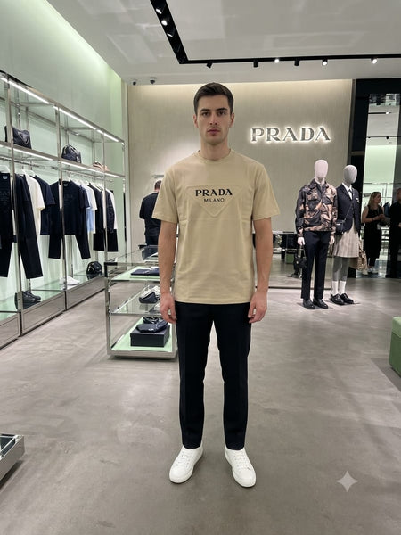 Premium Exclusive High-End Authentic Crew-Neck T-Shirt with Classic Print