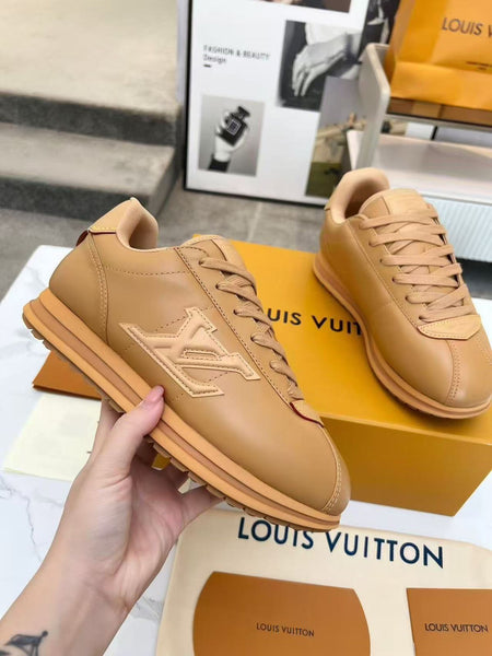Luxury Brand  BUTTERSOFT Sneaker
