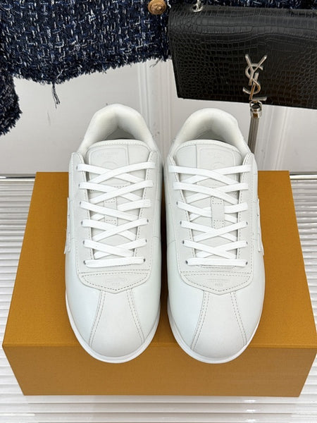 Luxury White Stylish Sneakers  Classic & Comfortable