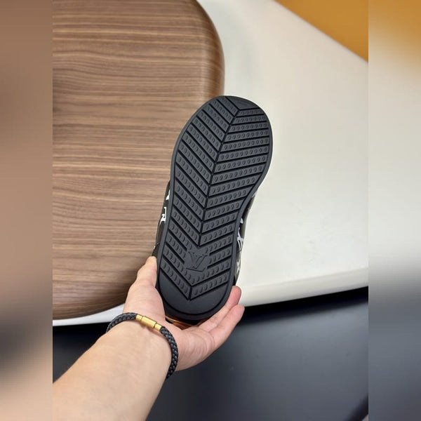 Luxury Monogram Low-Top Sneakers  Premium Street Style
