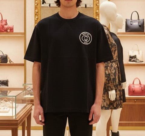 Men Black Oversized T-Shirt – Round Neck Short Sleeve Minimal Logo Casual Tee