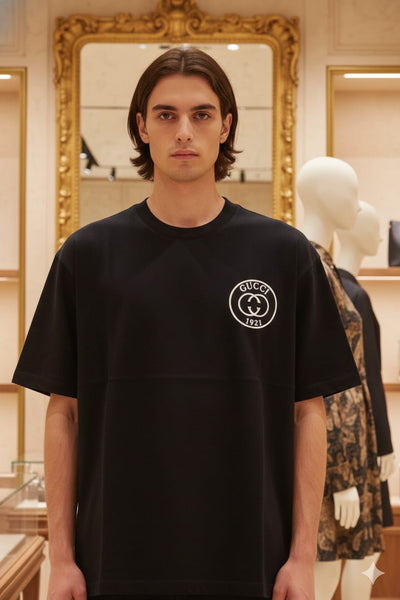 Men Black Oversized T-Shirt – Round Neck Short Sleeve Minimal Logo Casual Tee