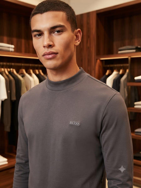 Men’s Classic Grey Crew Neck Sweatshirt Minimal & Stylish