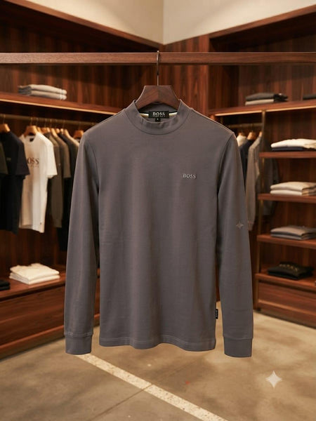 Men’s Classic Grey Crew Neck Sweatshirt Minimal & Stylish